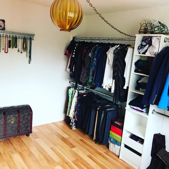 Meet your Posher, Gen - Picture 3 of 5